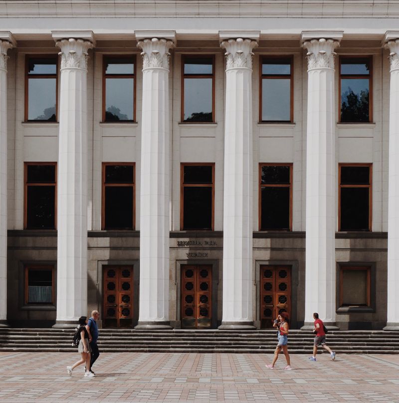 Розгляд регуляторних документів